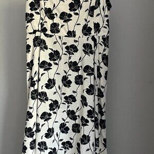 Gap Linen Blend Black/Cream Floral Midi Sundress